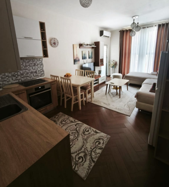 🏡 Shitet Apartament 1+1 – Astir