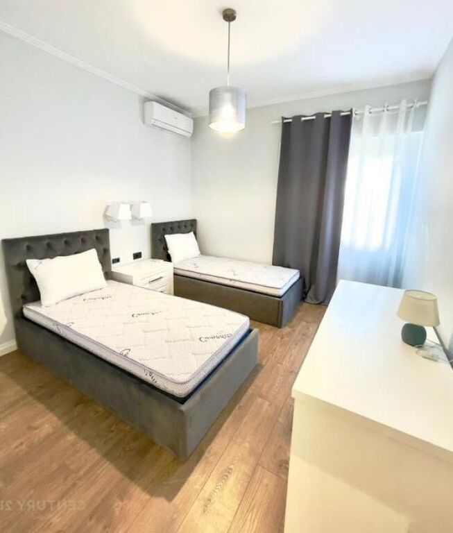 Apartament 2+1 me qira tek Kopshti Botanik
