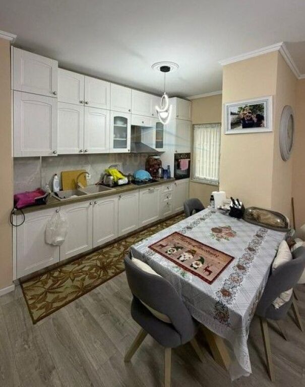 Shitet, Apartament 2+1+2, Liqeni i Thatë,Tiranë