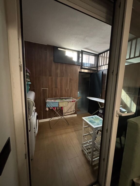 Jepet me qira apartament 2+1, Rruga Dibres !