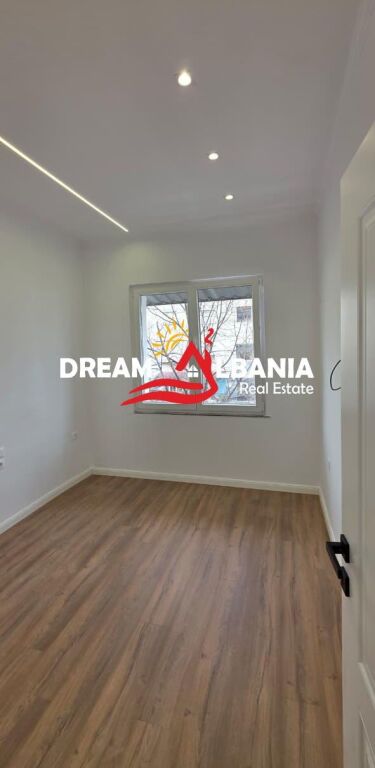 Appartamento 2+1 in vendita vicino a Via Bardhyl, Tirana (ID 4119464)