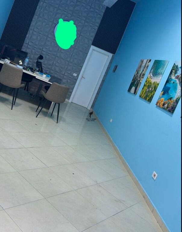 SHOP FOR RENT 45 M2 ASTIR 50,000 LEKE FH-65646