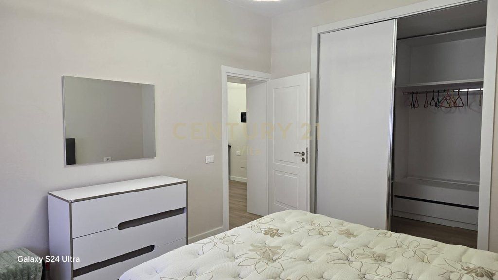 Apartament 2+1 me Qira pranë Muzeumit, Durres !