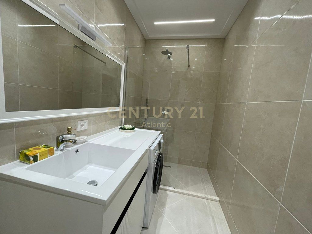 SHITET APARTAMENT 1+1 NE PLAZH HEKURUDHA, DURRES!