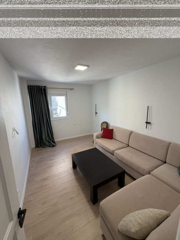 Jepet Me Qira Apartmanet 1+1 Pranë Lion Park Rezidence