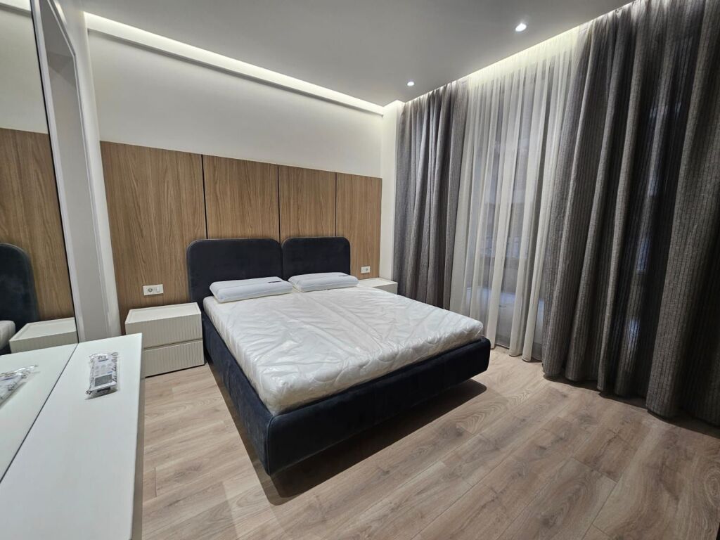 Apartament 2+1 per qira te Mine Peza