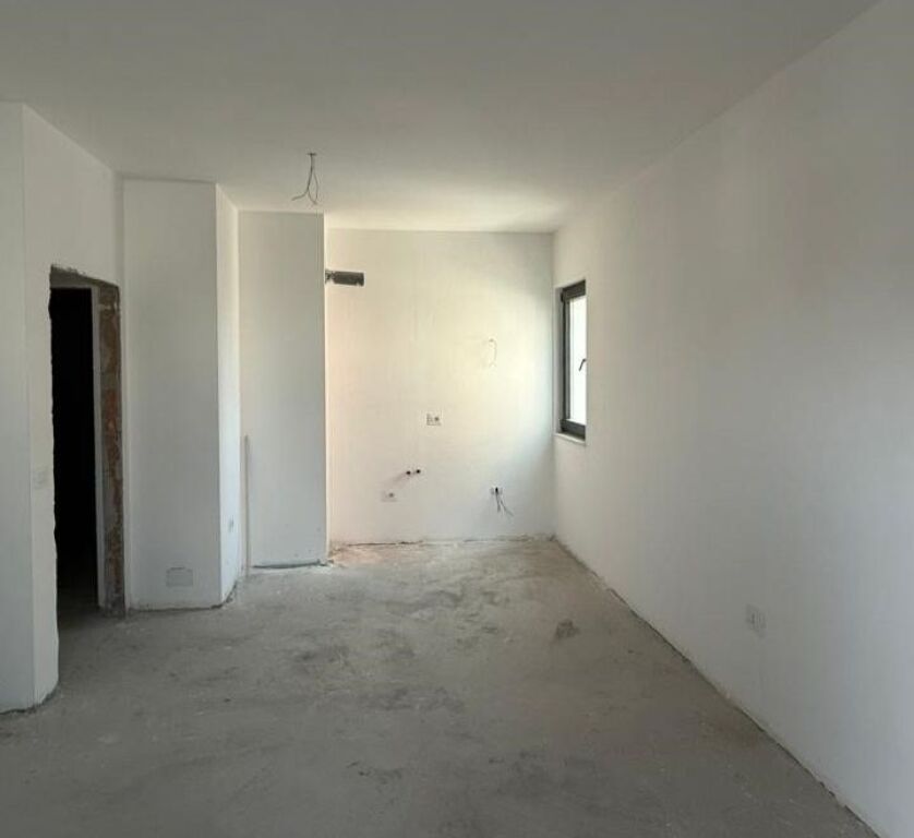 🏡 Shitet Apartament 1+1 – Corner Residence, Rruga e Kavajës ✨