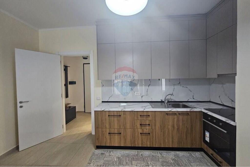 Apartment 1+1+parking for rent at the Dry Lake!