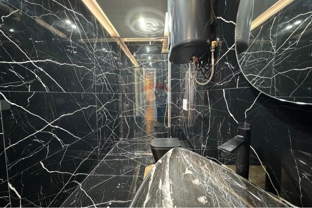 Super Studio / apartament luksoz per shitje tek Stadiumi "Dinamo"!