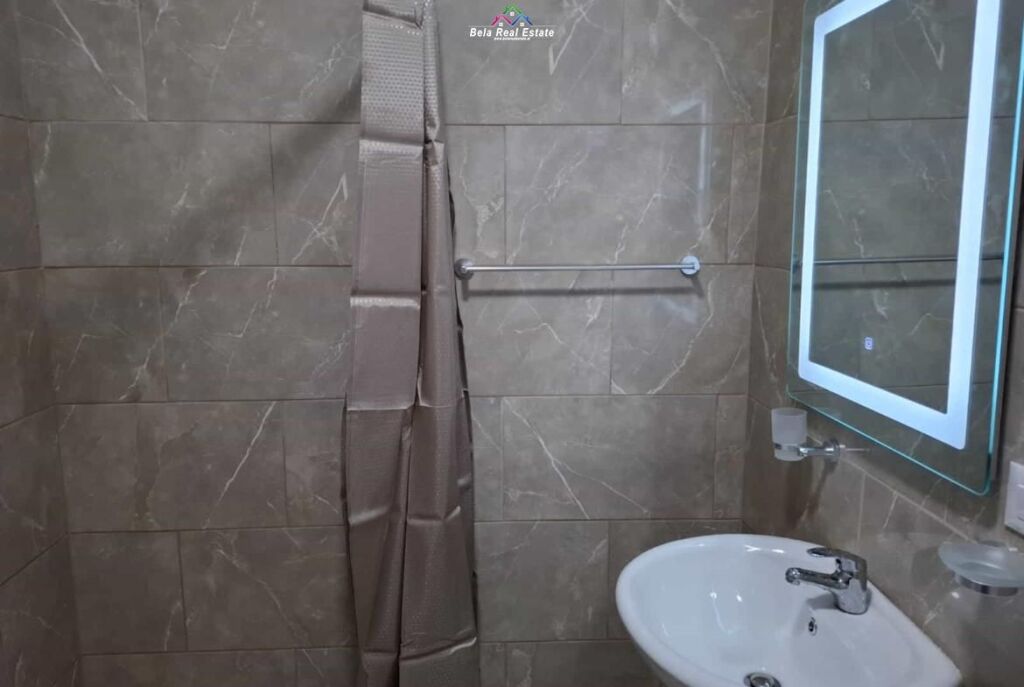 Appartamento In Affitto 2+1 A 5 Maj ( ID B2201814) Tirana