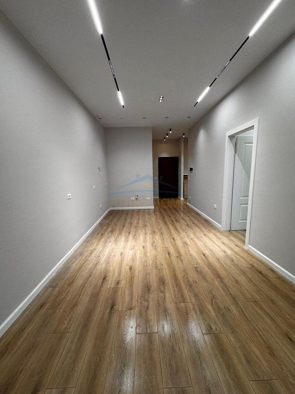 For sale, 2+1 Apartment Unaza e Re, Tirana