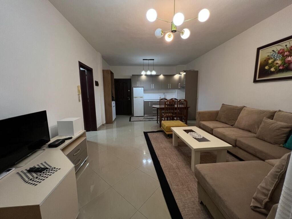 Appartamento 1+1+1 Balcone In Affitto