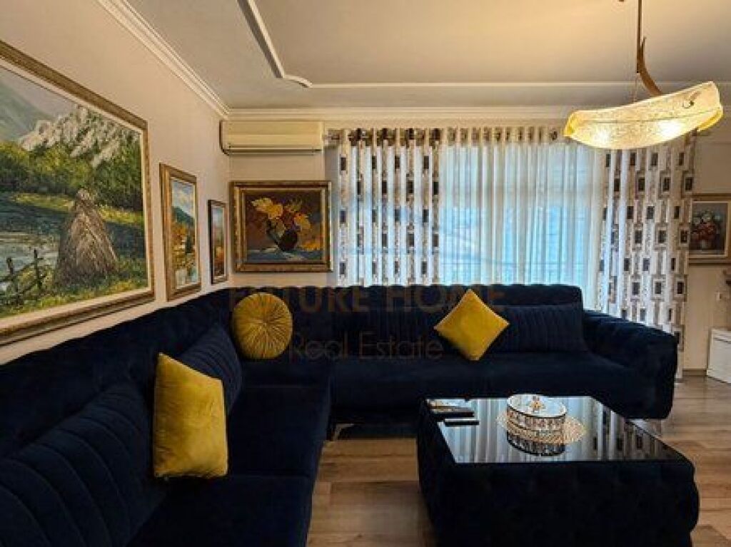 For sale, Apartment 2+1, 21 Dhjetori