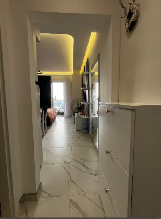 Garsoniere e mobiluar per shitje  – Qerret