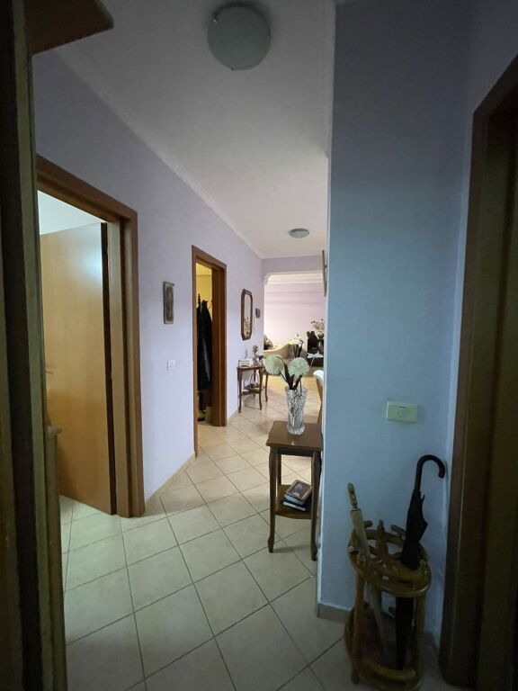 Apartment 2+1+2 for rent - near Garden Building, Kavajës Street