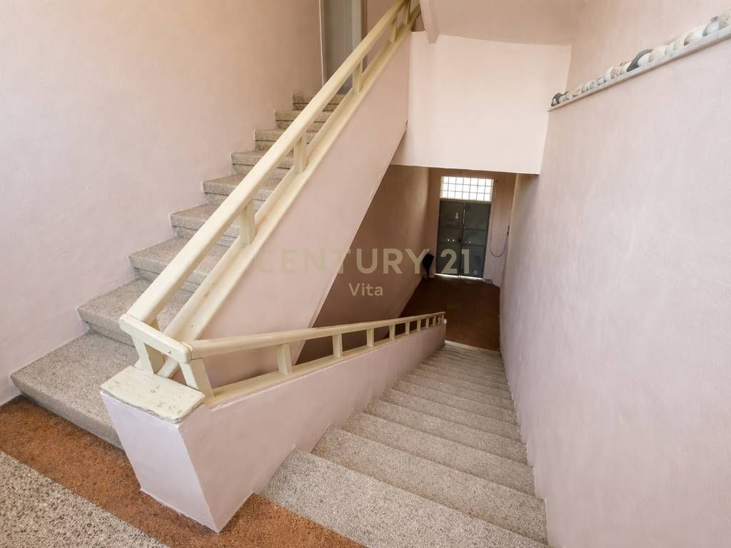 Apartament i Ri për Qira në Qendër të Durrësit , rrugica Kumini !