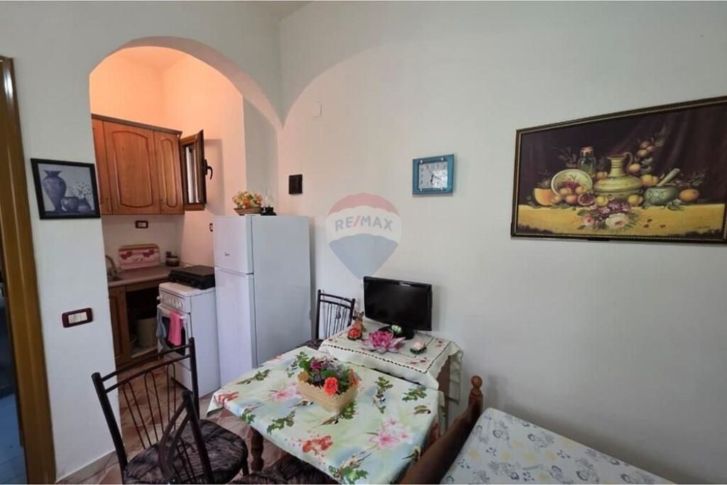 🌿 Garsoniere me Qera në Orikum