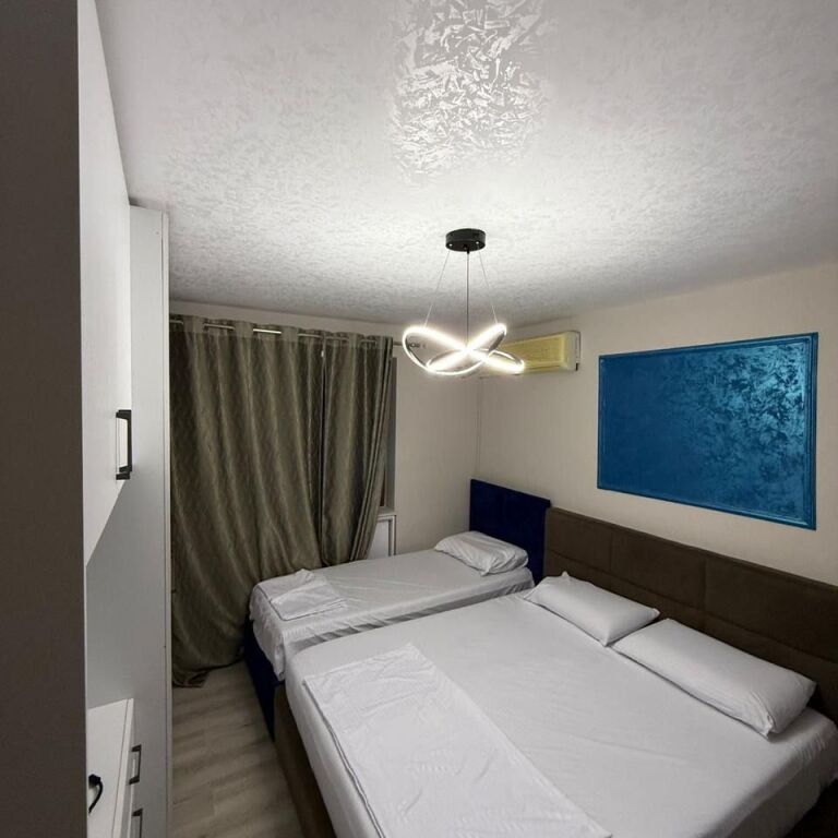 JEPET ME QIRA APARTAMENT 1+1+VERANDË - MEDRESEJA, TIRANË