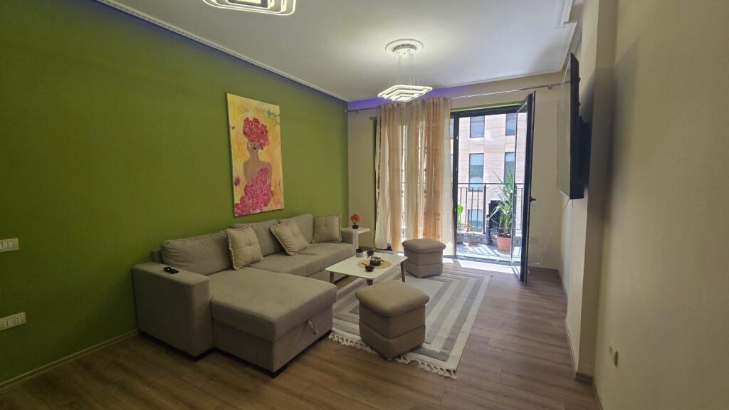 Apartament 2+1+2 me qira , Liqeni I Thate