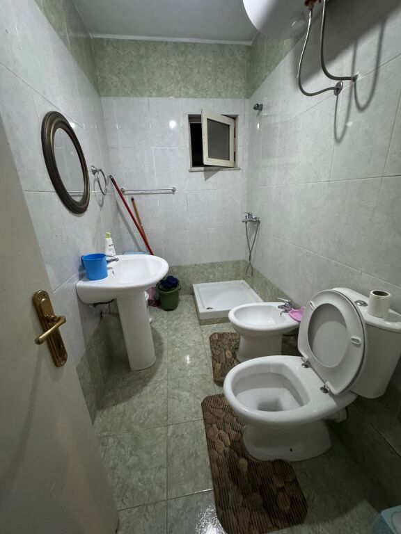 Apartament 2+1 me qira tek Fusha e Aviacionit!