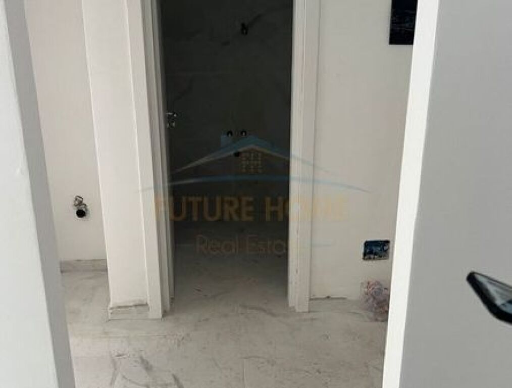 Shitet, Apartament 1+1, Univers City