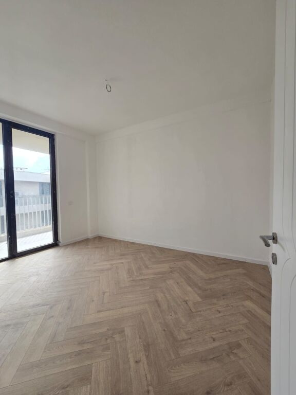 Office for rent at Mine Peza