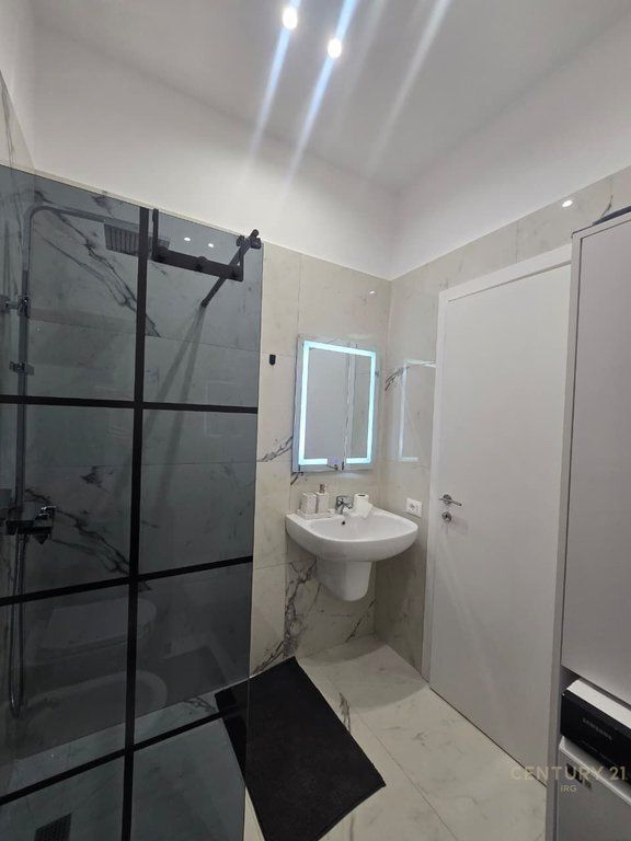 APARTMENT 2+1 FOR RENT AT 'DONIKA CENTER'! 1,100 € /Month Total Area 80m2