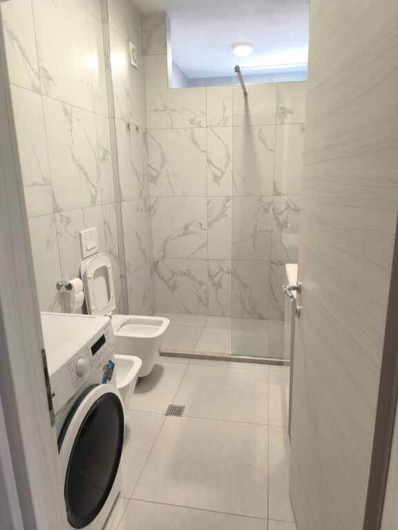 🏡 Jepet me qira apartament 2+1+2 📍 Vendodhja: Don Bosko, Mara Residence💶 Çmimi: 800 €/muaj