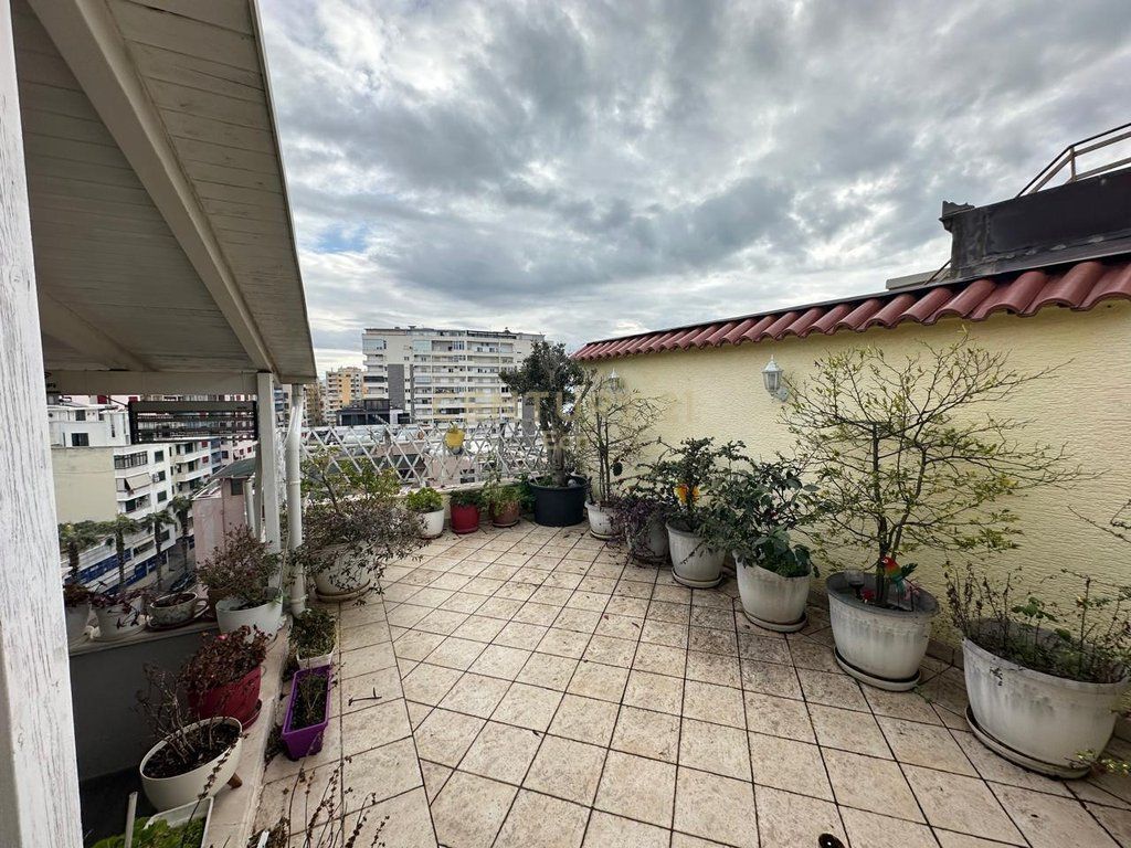 FOR RENT APARTMENT 3+1+2 WITH SEA VIEW IN VOLLGA DURRES !