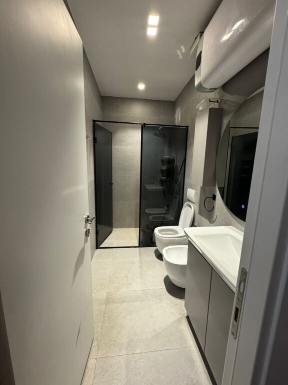 Jepet me qira apartament 2+1, Rruga Dibres !