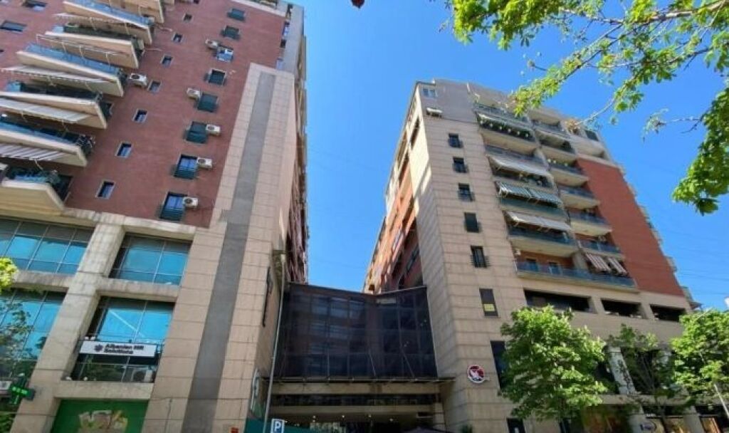 Unità commerciale in vendita – posizione strategica