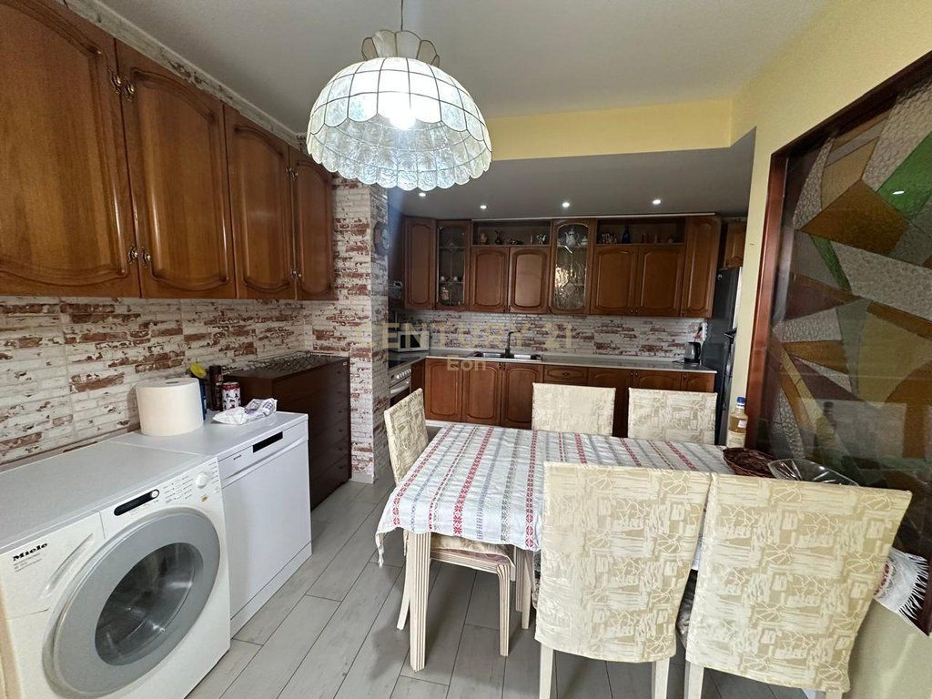 FOR RENT APARTMENT 3+1+2 WITH SEA VIEW IN VOLLGA DURRES !