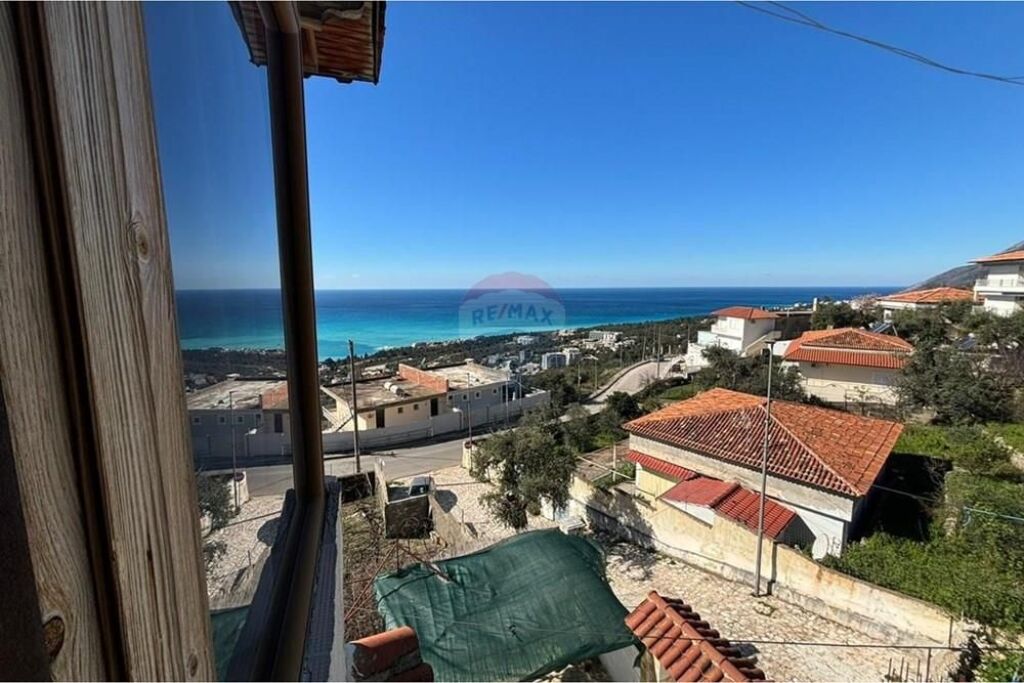 Vile 3 kateshe ne shitje , Dhermi