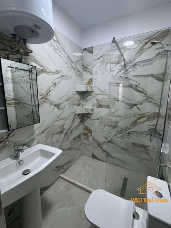 🏡 Jepet me qera apartament 1+1 – Kodra e Diellit (Rr. Rrapo Hekali)