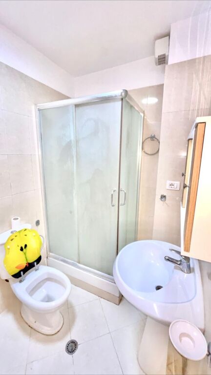 Apartament 2+1 per qira ne Astir !