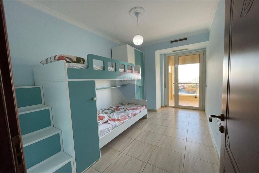 Apartament 2+1 me qera , Skele