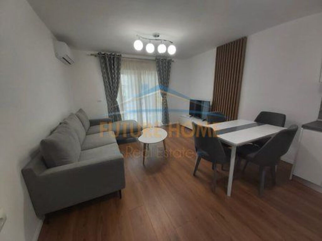 In vendita, Appartamento 2+1+2, Via Elbasan