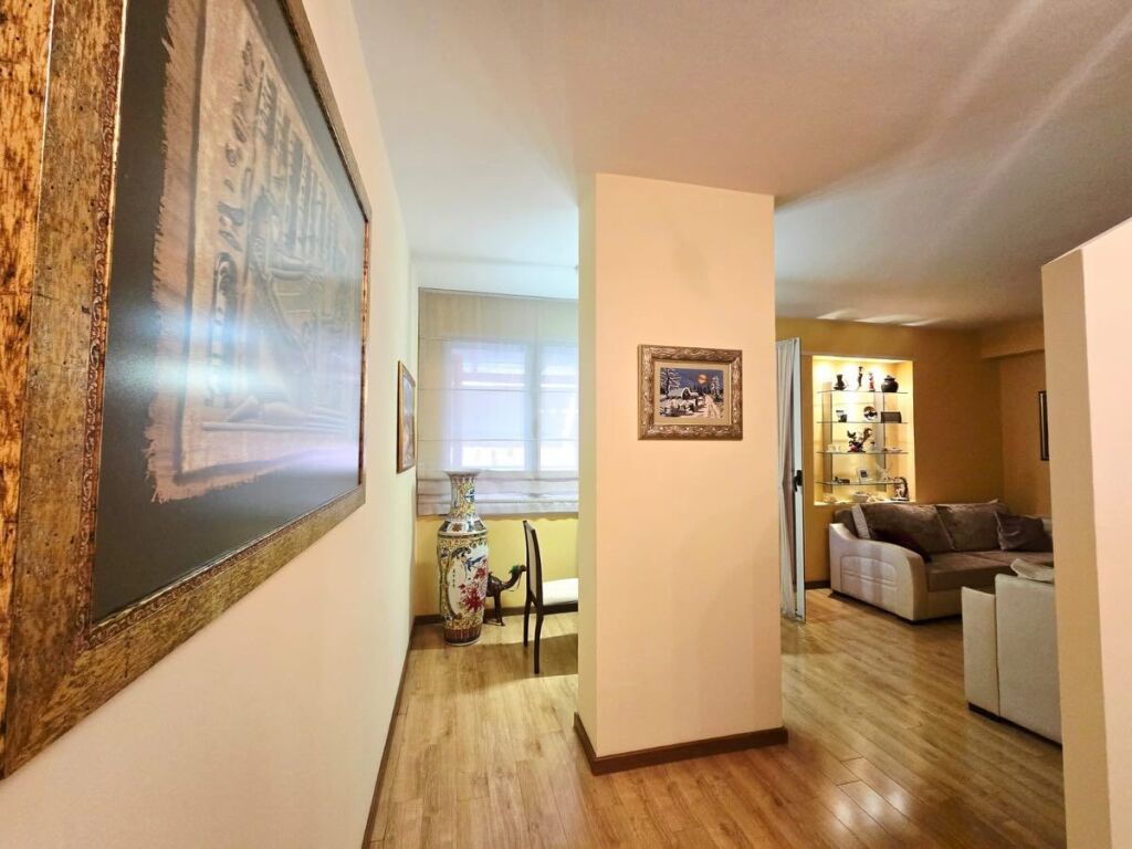 Vendiamo Appartamento 2+1 Vicino a BLLOK, Scuola 11 Gennaio