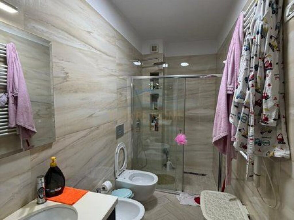 In vendita, Appartamento 2+1+2, Lago Secco, Tirana