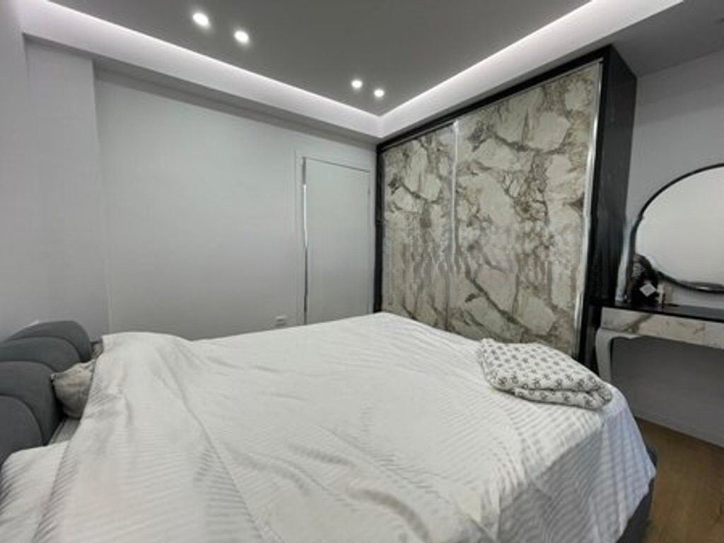 QIRA, APARTAMENT MODERN 1+1, LIQENI I THATE!! 600 € /Muaj