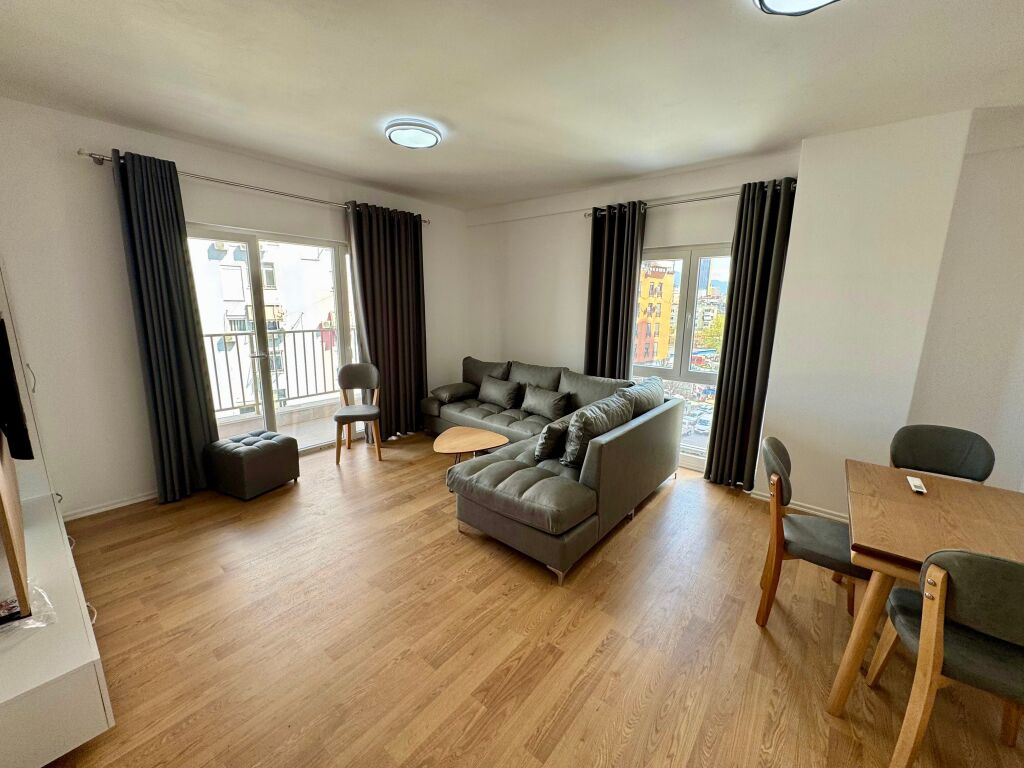 📣 QERA Apartament 2+1 Me 2 Tualete 📍 Zogu i Zi ✨