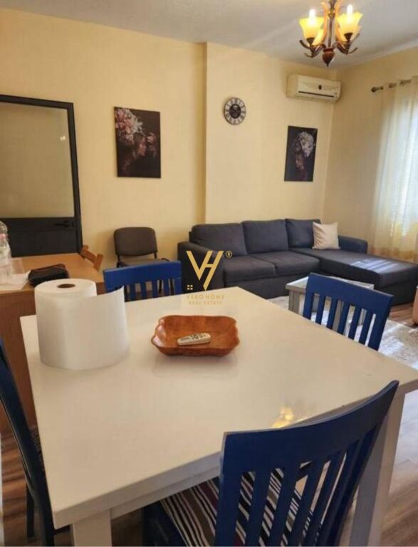 MONOLOCALE IN VENDITA 48 M2 IN VIA NDRE MJEDA 99.000 EURO
