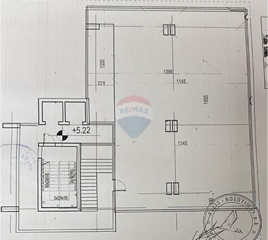 Zyrë - Për Qira - Farmacia 10, Tiranë