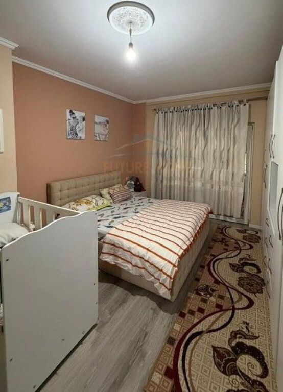 Shitet, Apartament 2+1+2, Liqeni i Thatë,Tiranë
