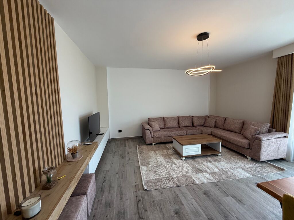 Qera Apartament 1+1 , Teg