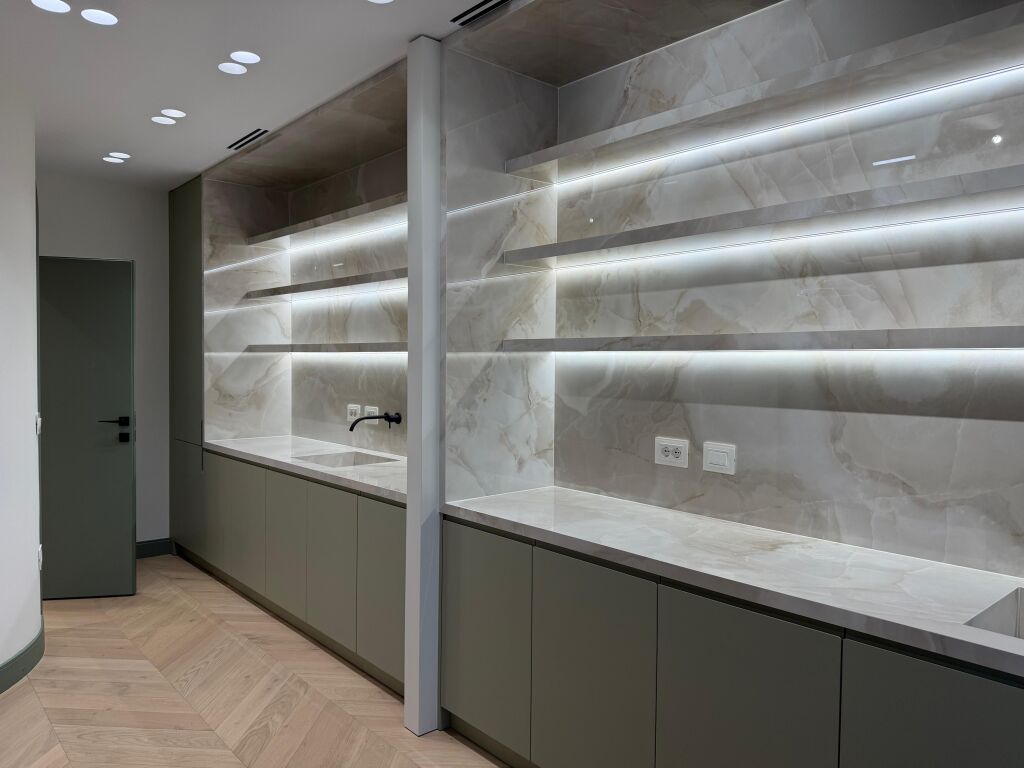 Jepet ambient per qira  Altana Residence