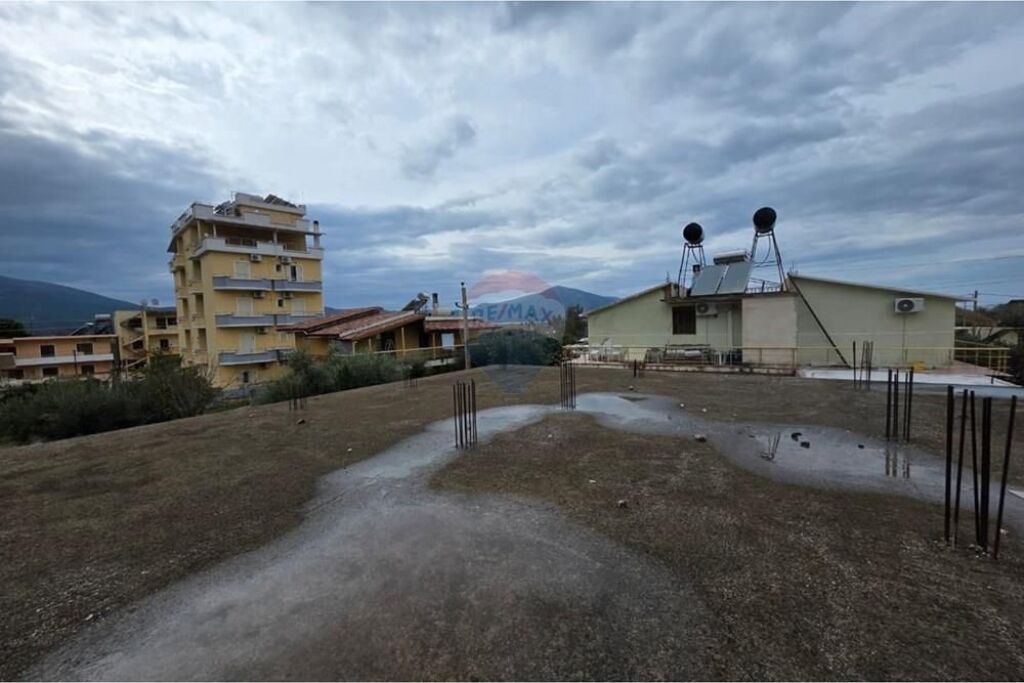 Shtepi private ne shitje , Orikum