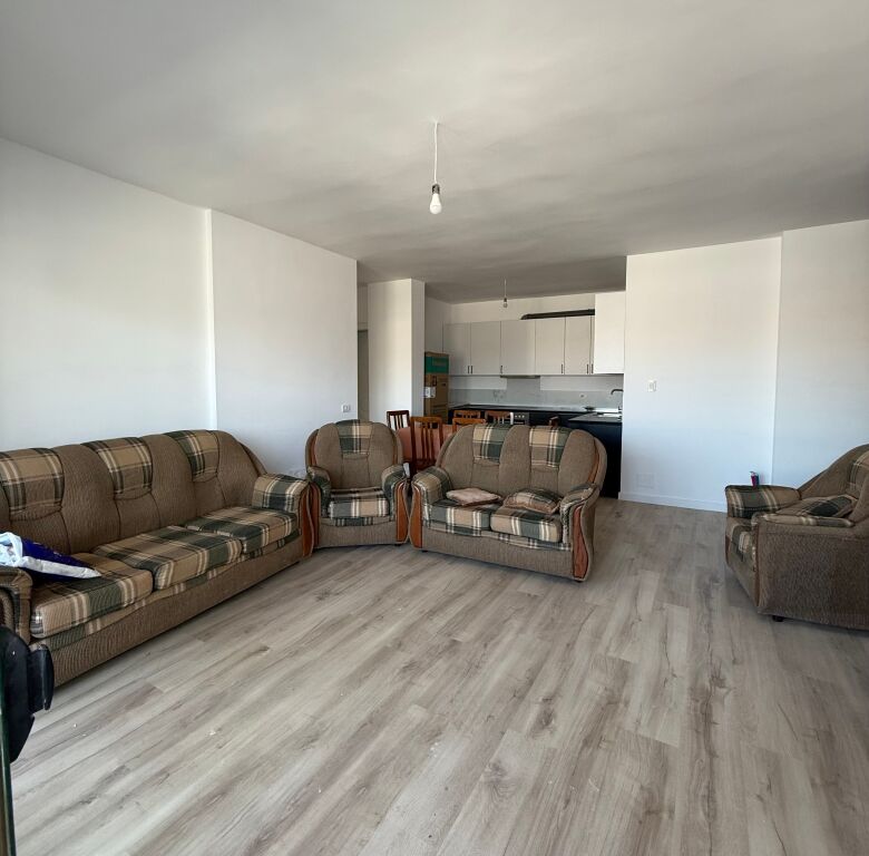 Apartment for rent 3+1 at Fresku, the last station of Porcelain