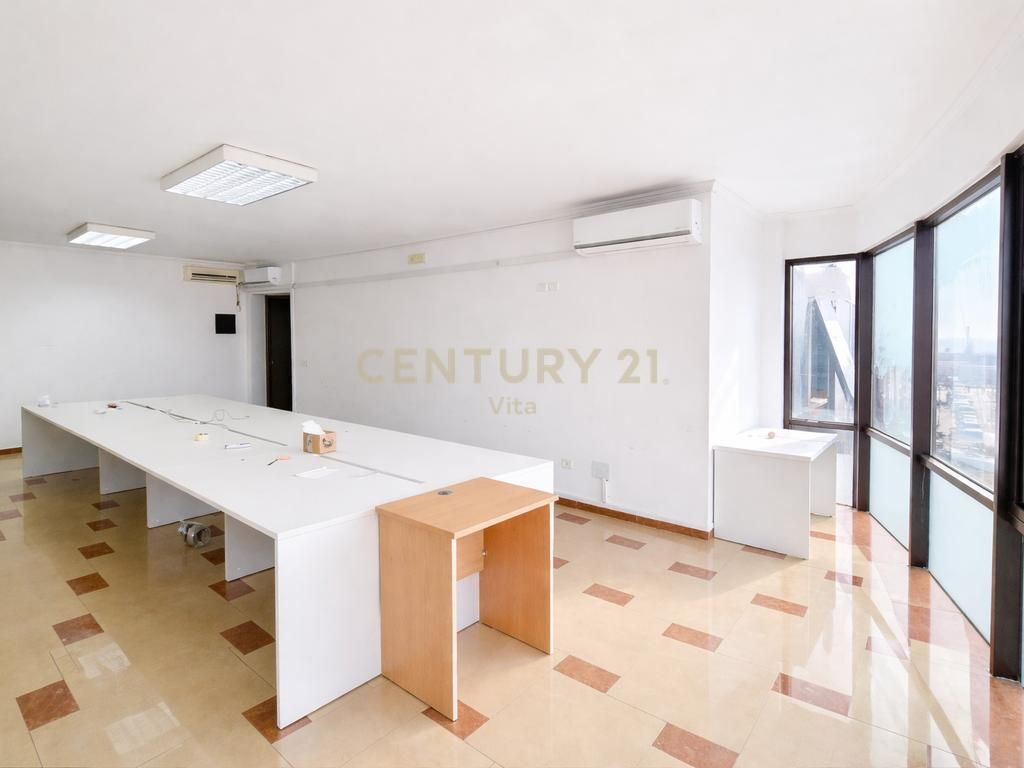 Office Space in the Center of Durrës !