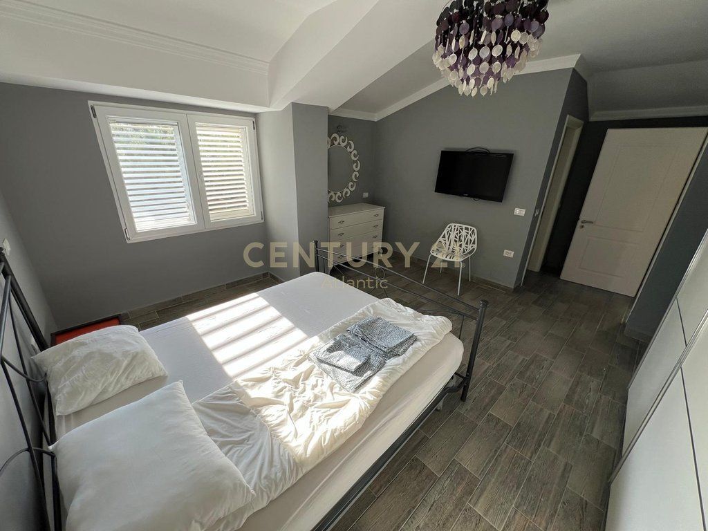 Appartamento 2+1+2 In Vendita a Mali i Robit, Durres